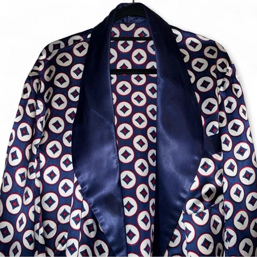 Vintage blue geometric print smoking jacket
